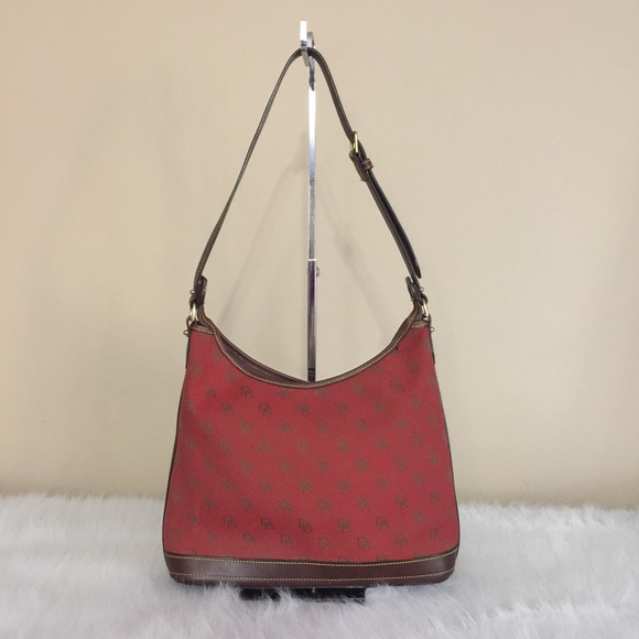 DOONEY & BOURKE HOBO SIGNATURE FABRIC SHOULDER - Picture 3 of 8